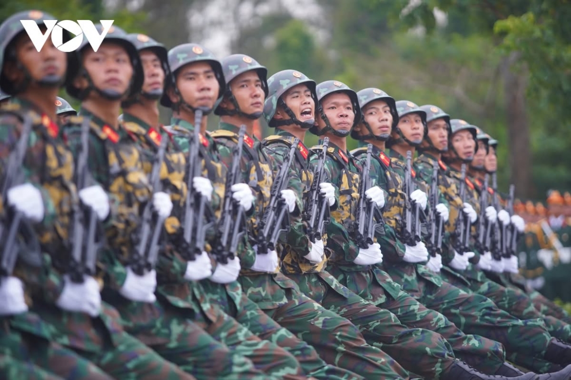 Mức lương của sĩ quan quân đội cao nhất lên tới hơn 26 triệu đồng từ ngày 1/7